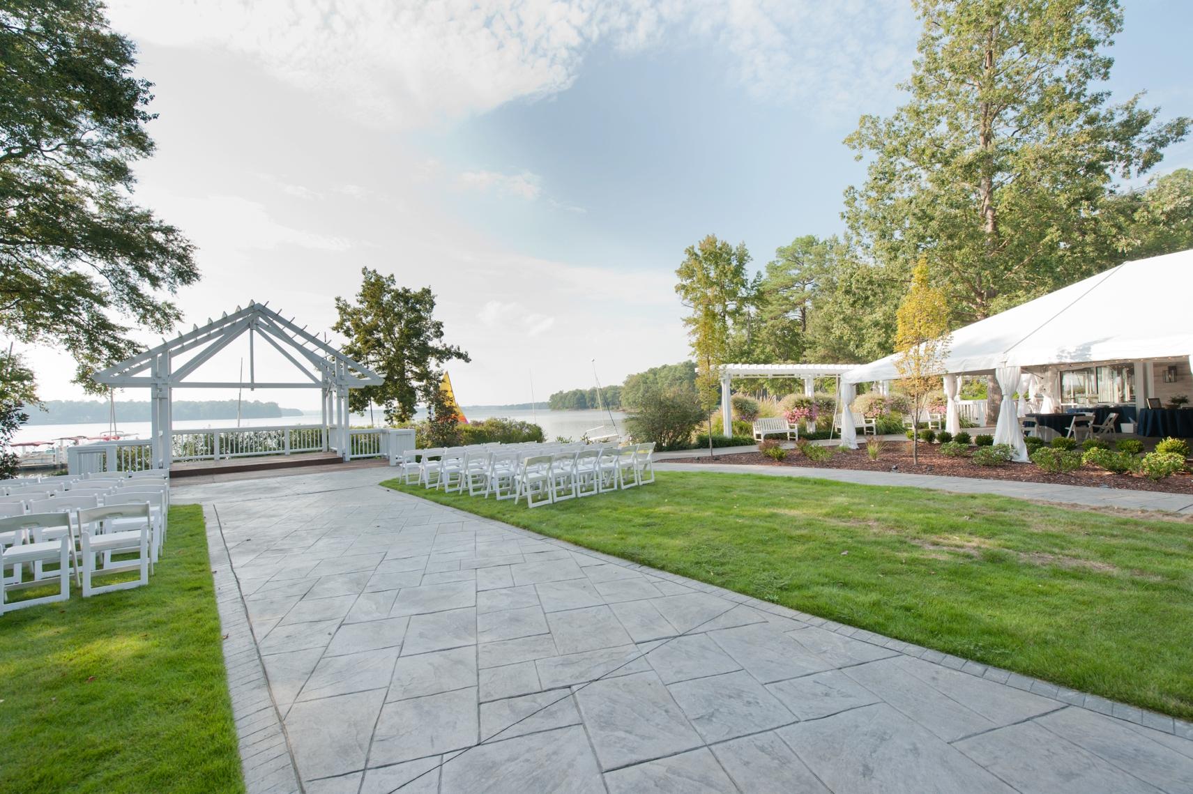 The Wedding Website of Jordan Moeller and Andrew Binks