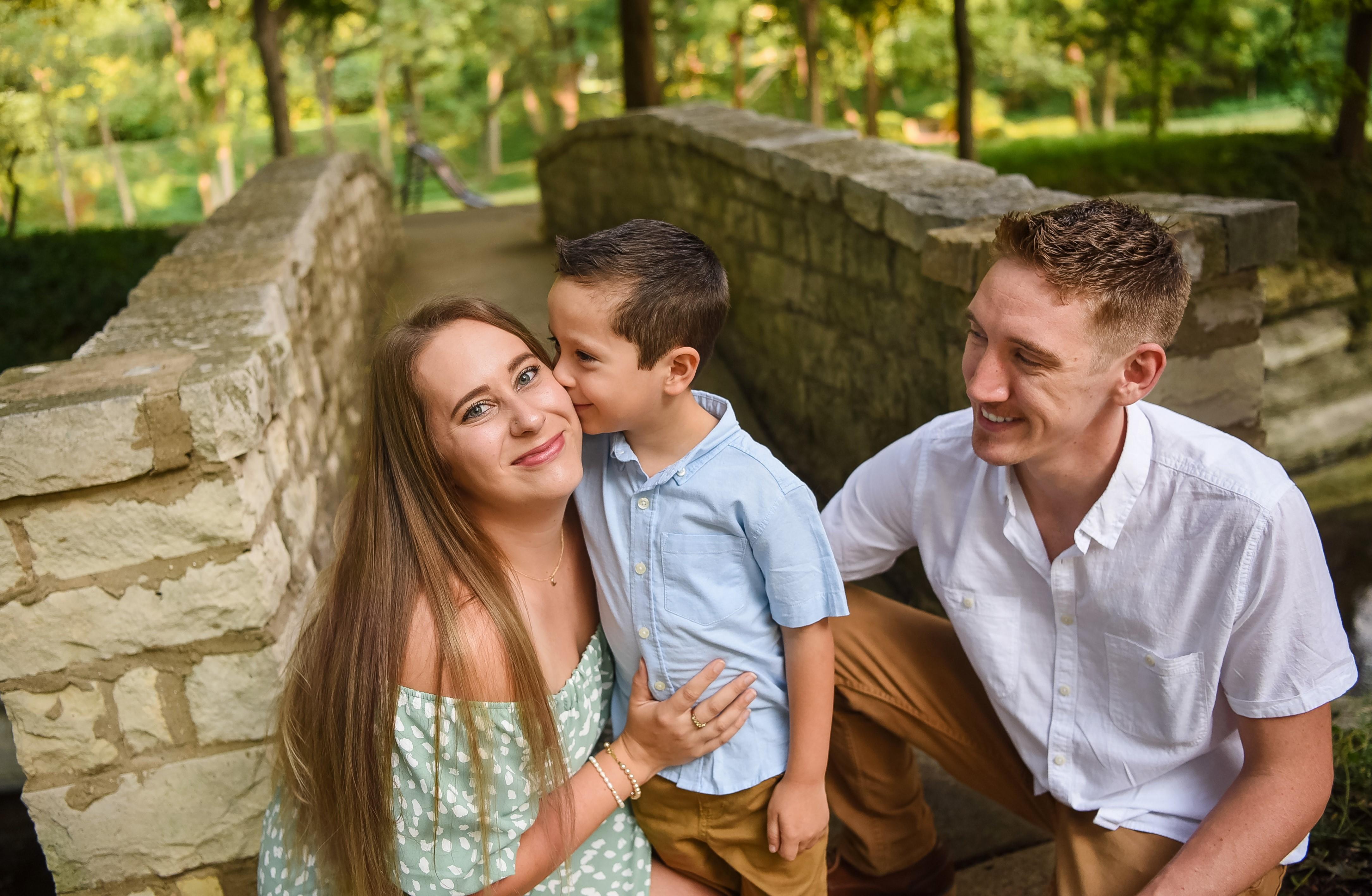 The Wedding Website of Brandi Hawkins and Cody Taylor