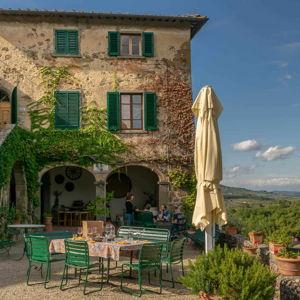 Wine tasting in Tuscany