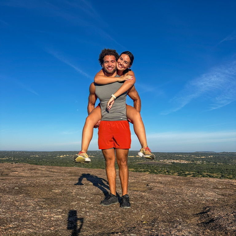 First of many Enchanted Rock hikes