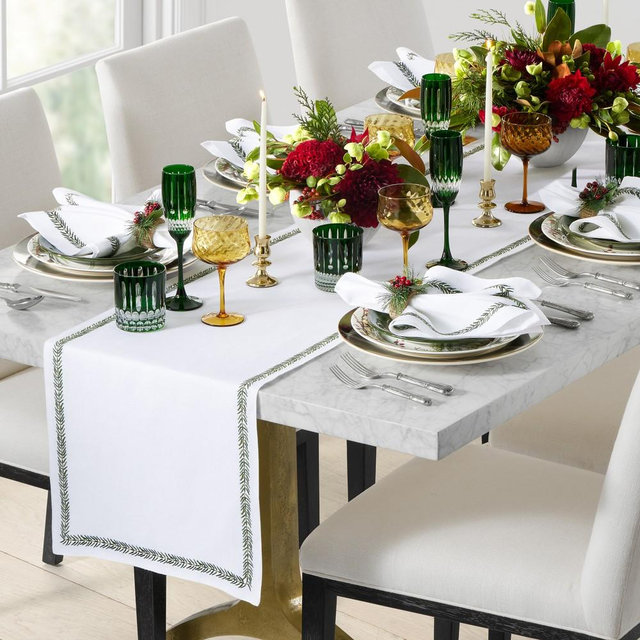 Leaf Garland Embroidered Table Runner, Green