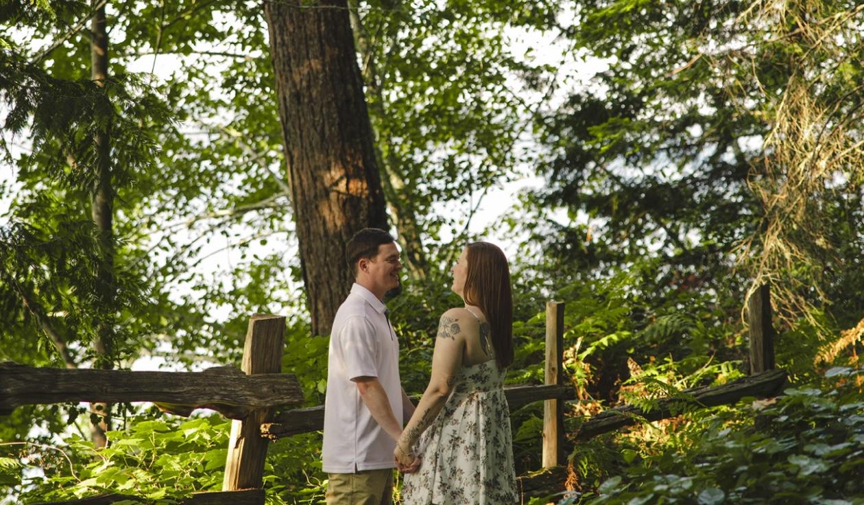 The Wedding Website of Emily McDonald and Christopher Brust