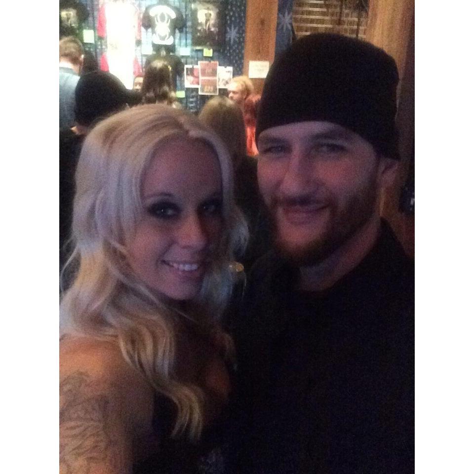 Out to see my favorite band <3 #inthismoment #mariabrink
12/2014