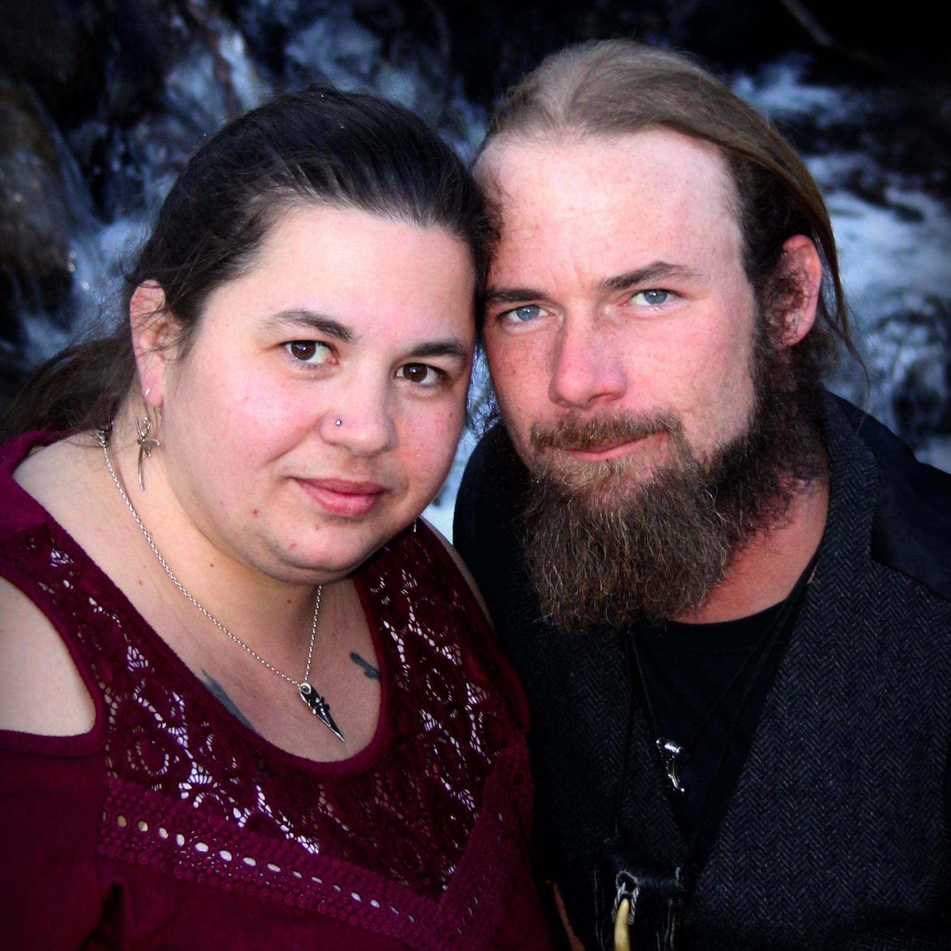 Oak Grove, 2018 - Engagement photos
Photo credit: Kendra Saunders