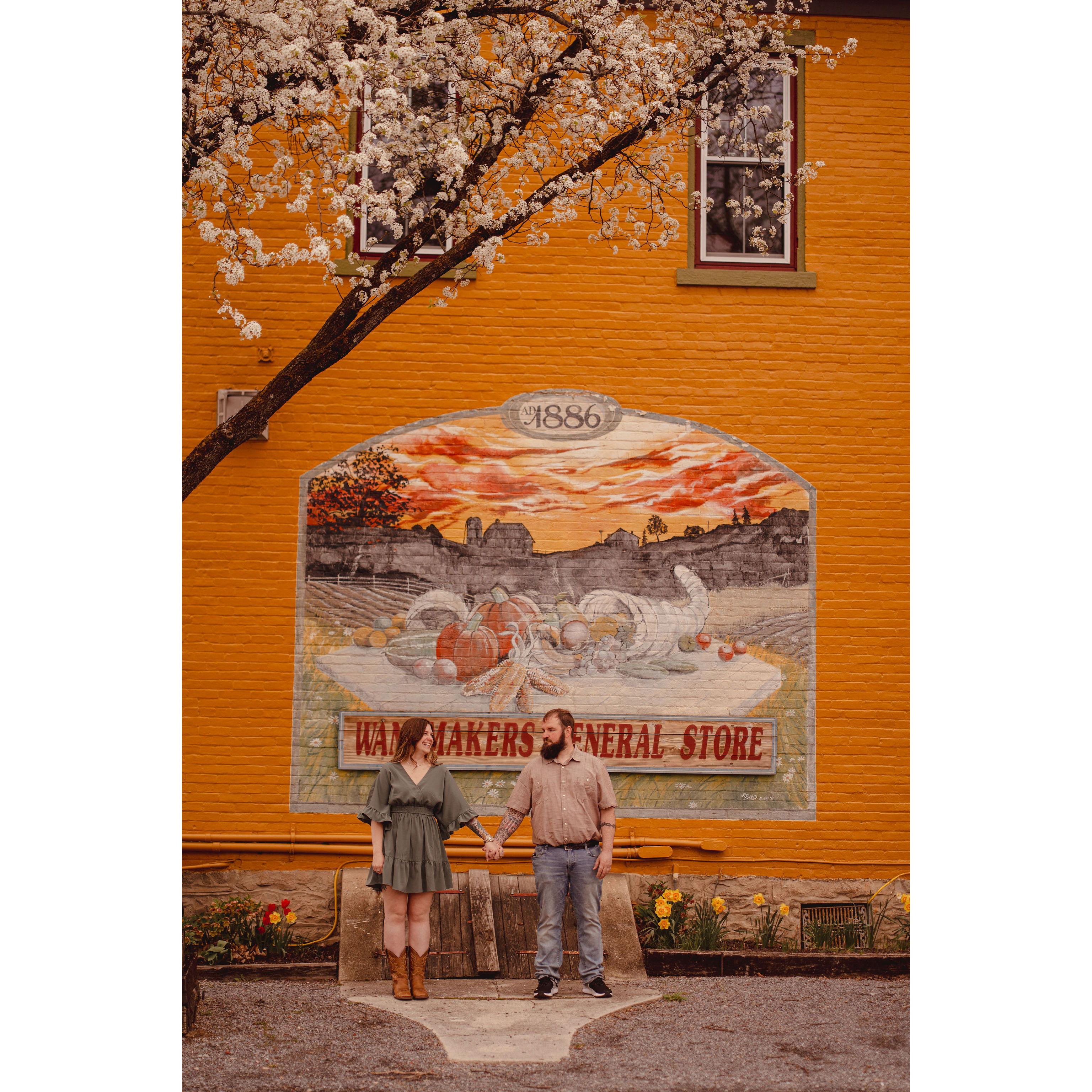 Engagement pictures at Wannamakers General Store