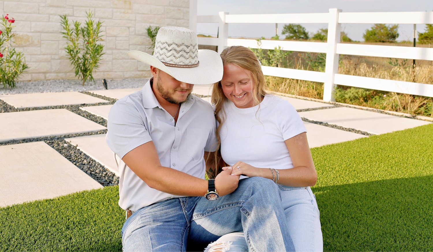 The Wedding Website of Taelour McCartney and Blake Vogel