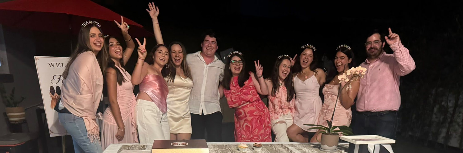 The Wedding Website of Fabiola María Guasp Reyes and Luis Miguel Lastra Vargas