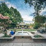 Eat & Drink in Healdsburg Plaza