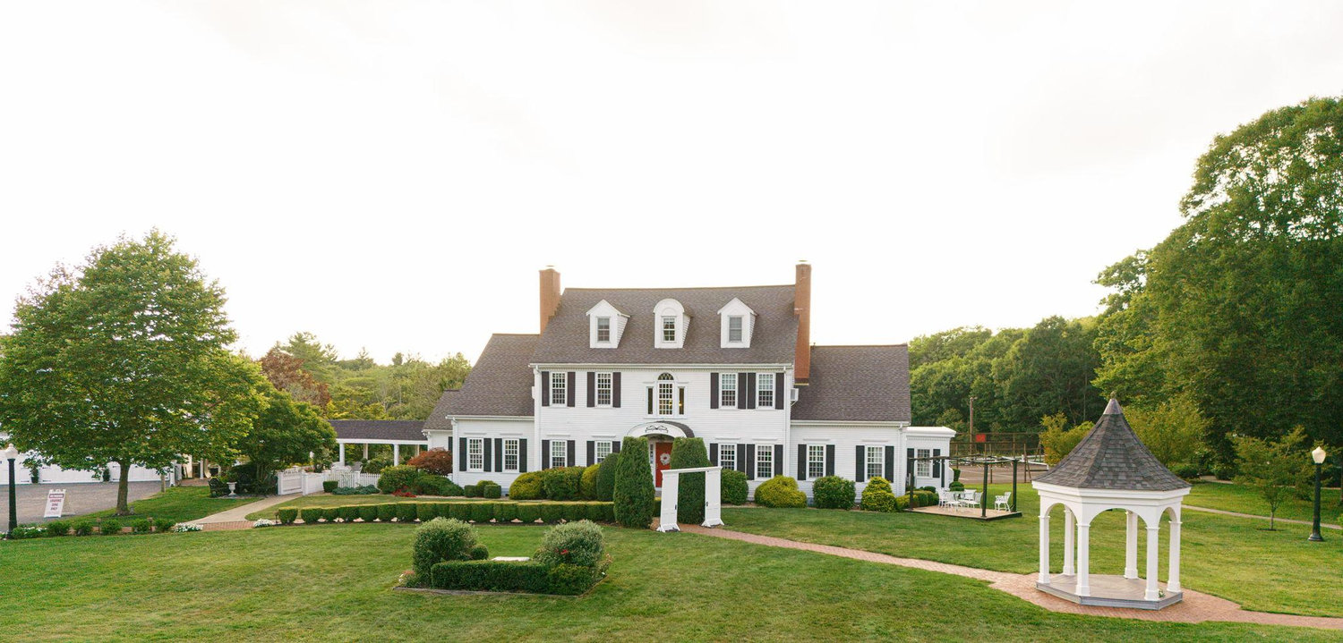 The Wedding Website of Amber Coyne and Evan Petrarca