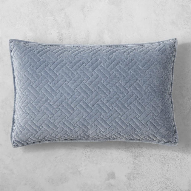 Heritage Lattice Velvet Pillow Cover