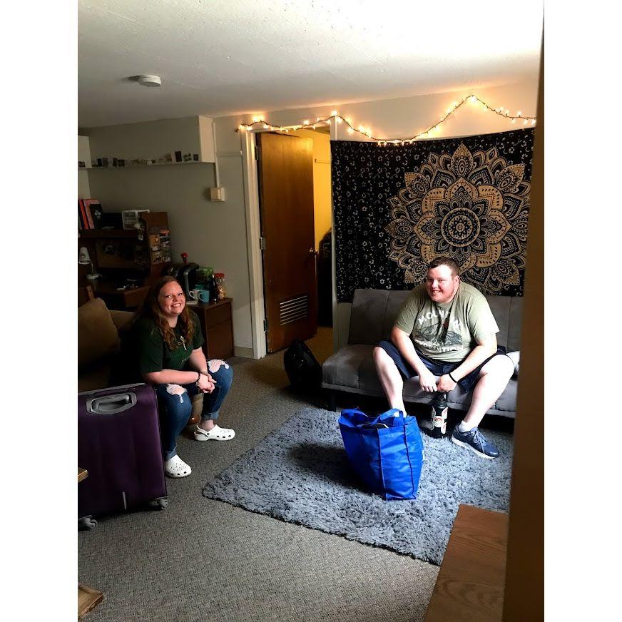 Andrew helping Hope move into the Legacy Room (with its own bathroom!!!!) in Shreve Hall for junior year!