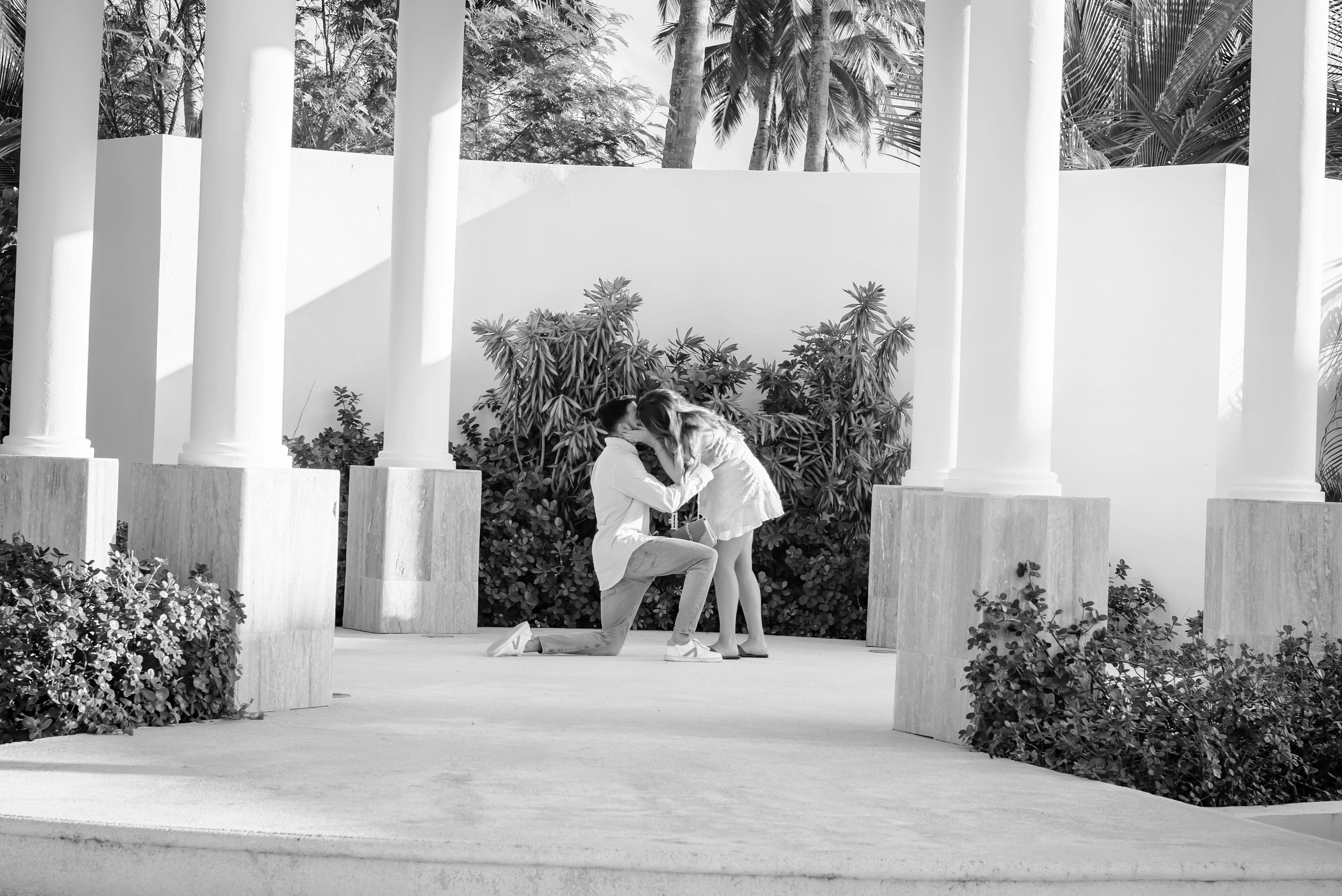 The Wedding Website of Daniella Pareja and Valtenius Beltrao