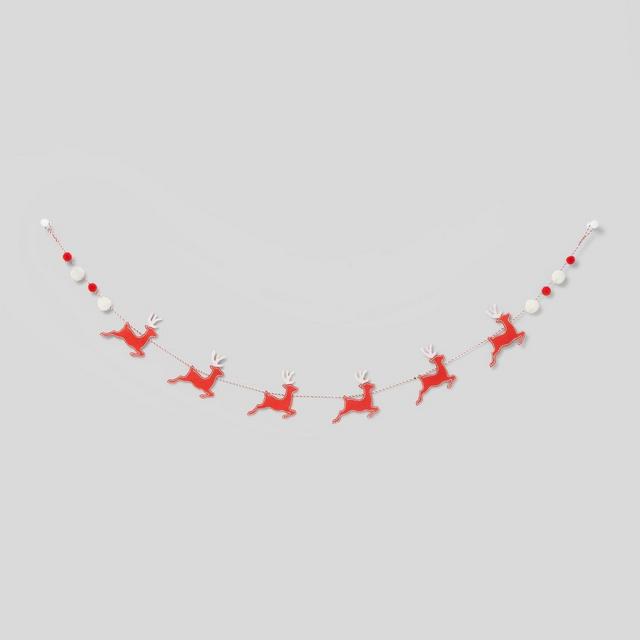 6ft Felt Reindeer Garland Red - Wondershop™