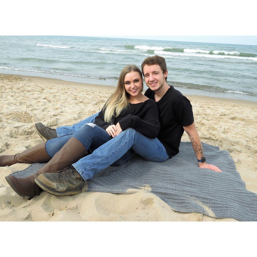 We took pictures as boyfriend and girlfriend at the beach! (10/11/20)
