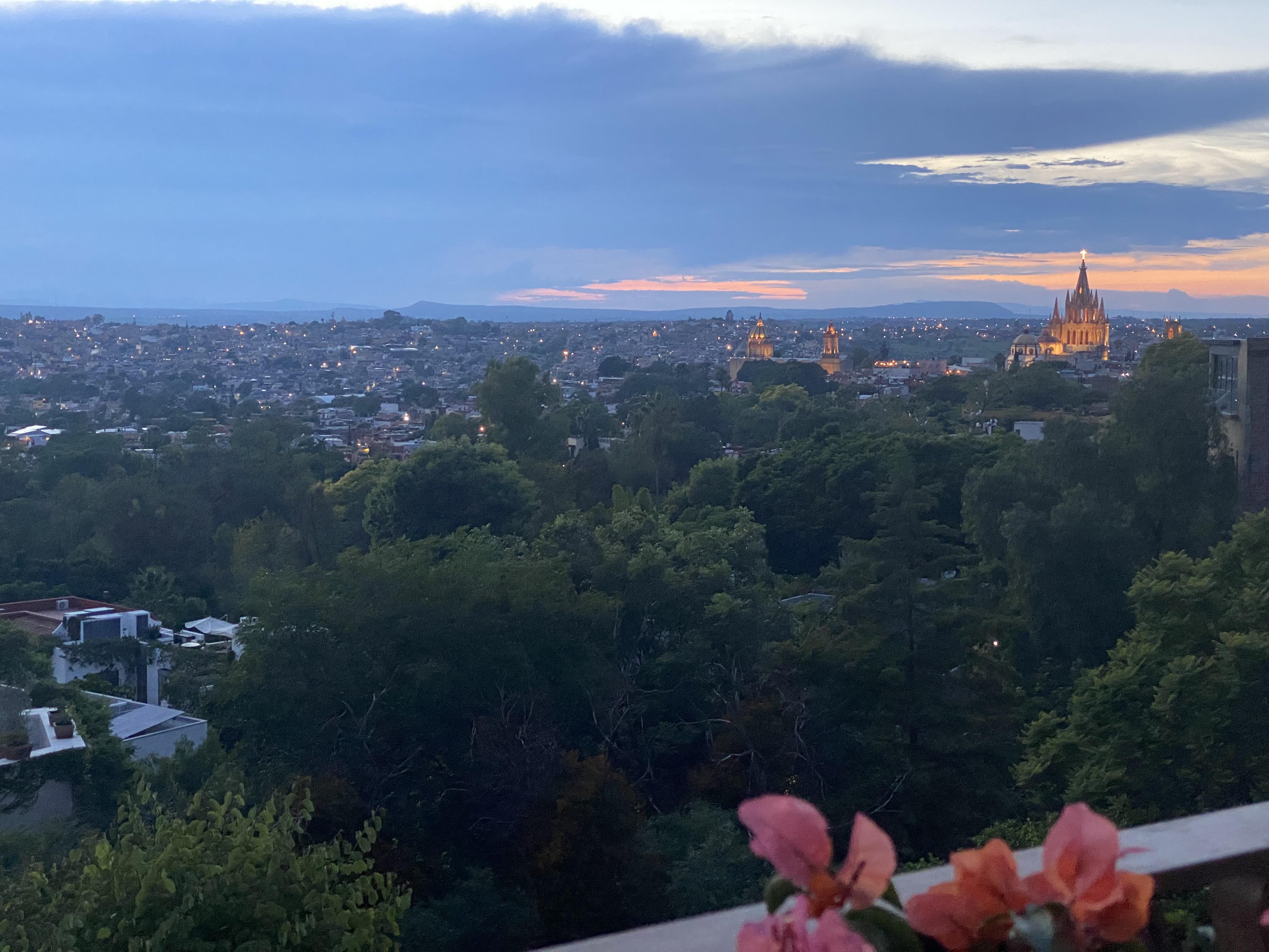 The Wedding Website of Anne Elizabeth Daugherty and Richard Spencer Lewis II