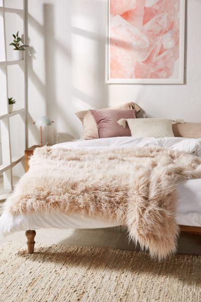 Marisa Tipped Faux Fur Throw Blanket