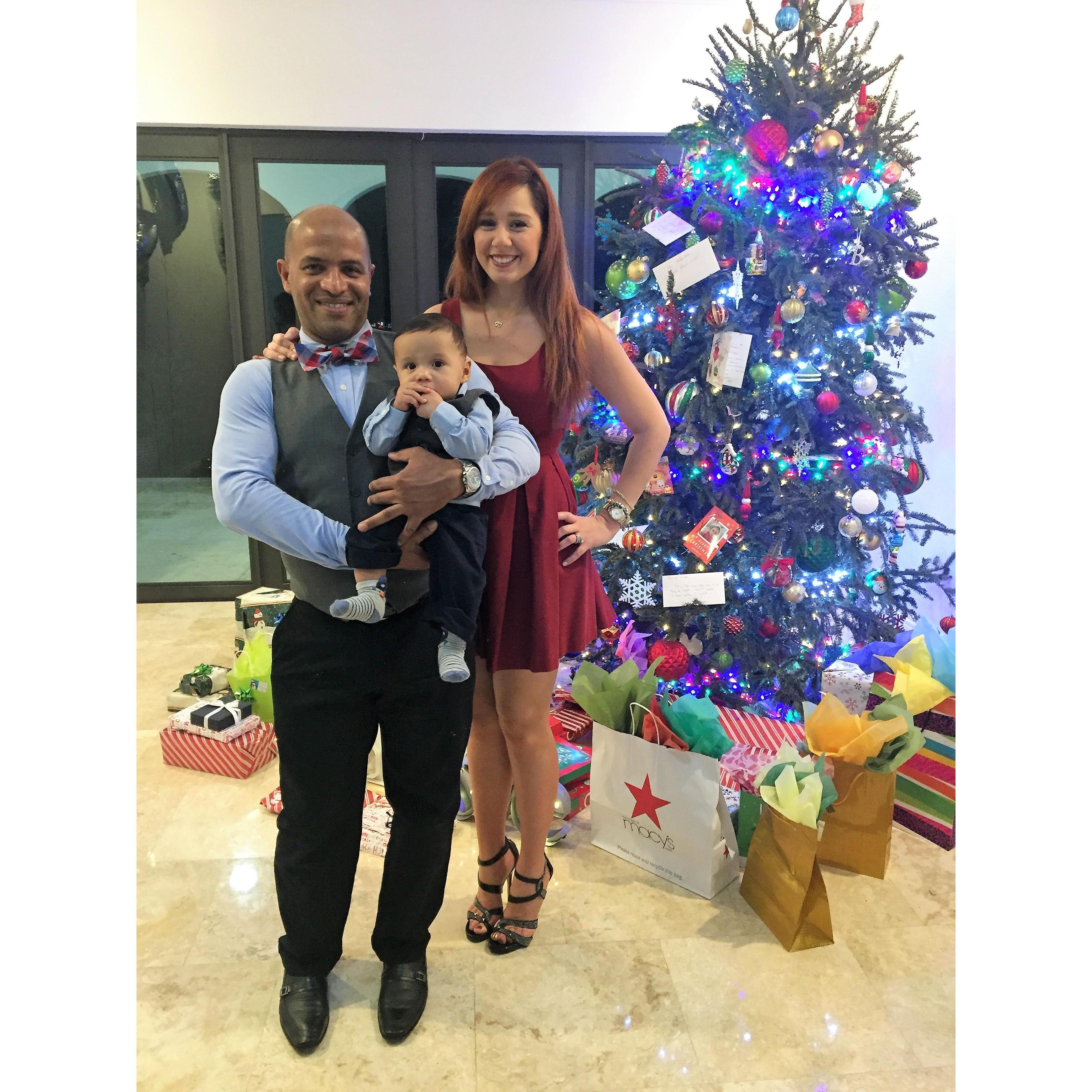 Merry Xmas.. in our new home.
Feliz Natal..  na nossa nova casinha.