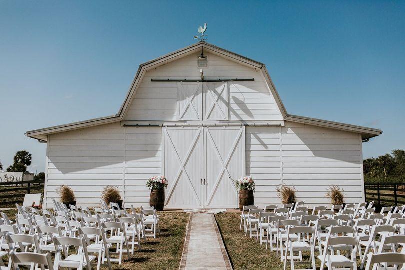The Wedding Website of Amber Savoie and Travis Barber