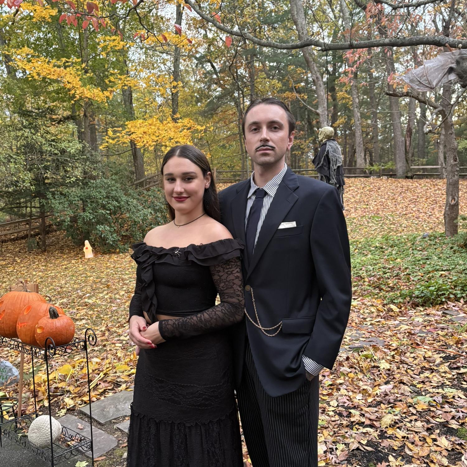 morticia & gomez
