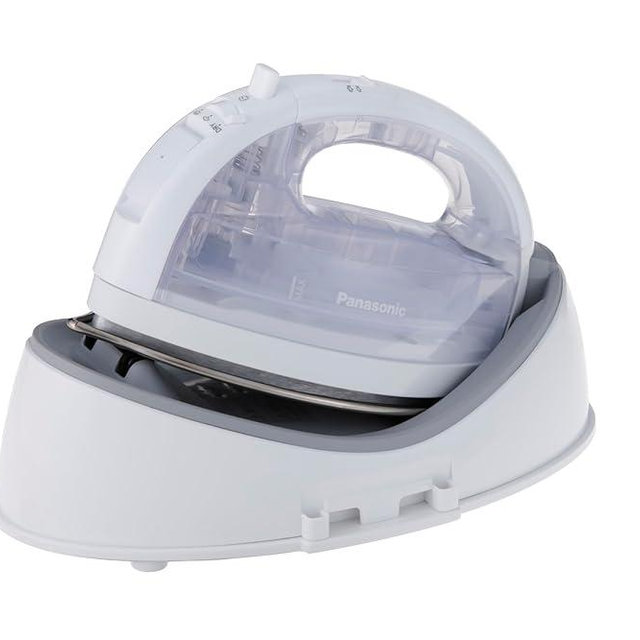 Panasonic NI-WL700W 1500W Cordless Steam & Dry Iron - Wide Stainless Steel Plate, White
