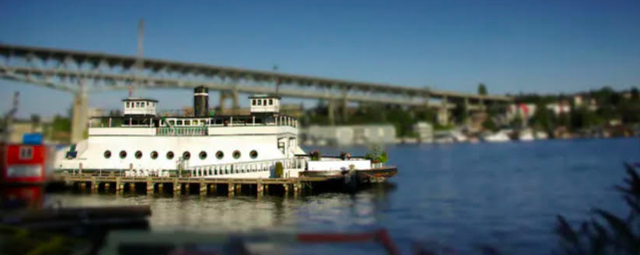 The Wedding Website of Megan Kelly Karlsson and Ian Lars Karlsson