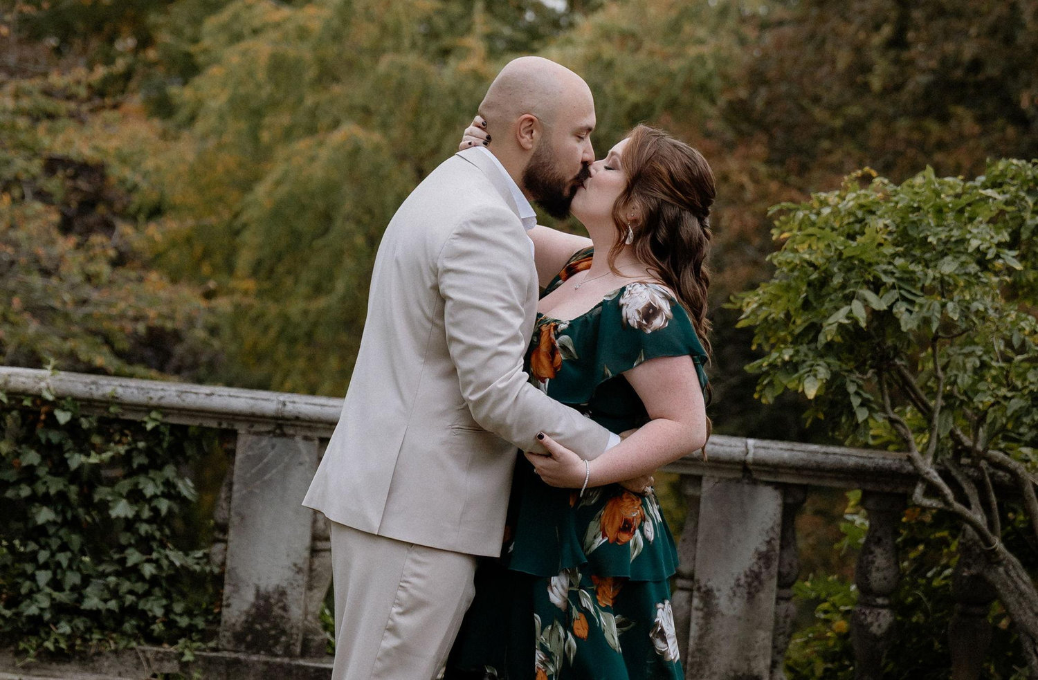 The Wedding Website of Stephanie Kartelias and Osman Dikiz