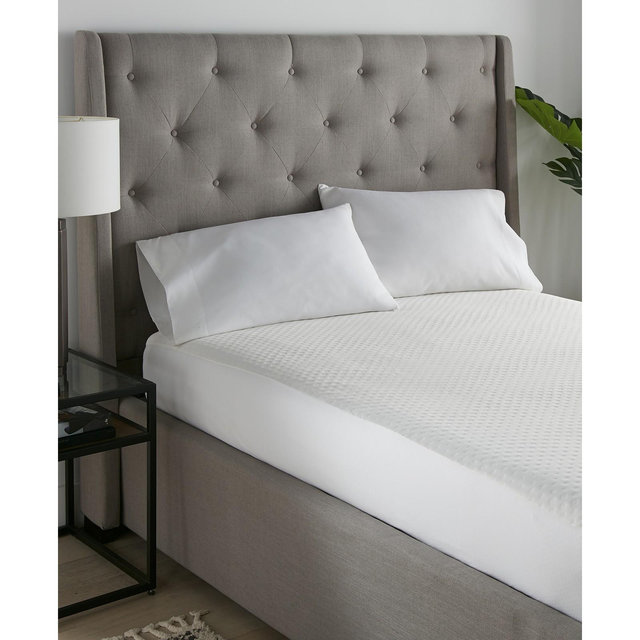 DOWNLITE SleepCare SilverTemp Clean Sleep Mattress Protector, Queen