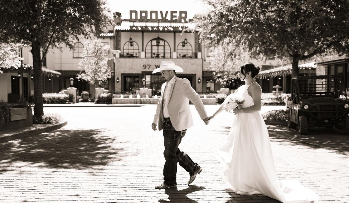 The Wedding Website of Remigio Gomez and Daniela Alonzo