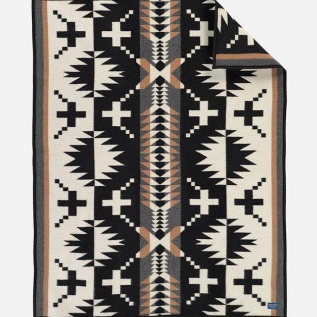 Pendleton Spider Rock Throw