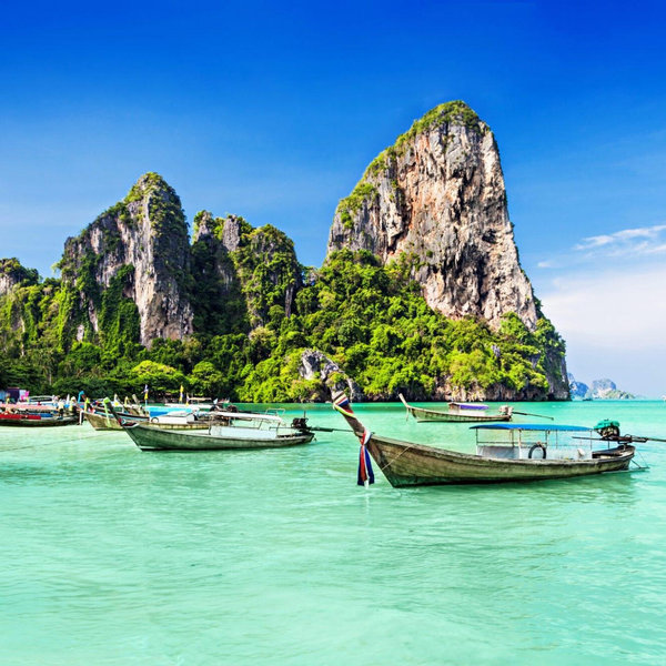 Phi Phi & 4-Islands Hopping Tour