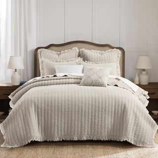Wilhemina 3-Piece Reversible Quilt Set