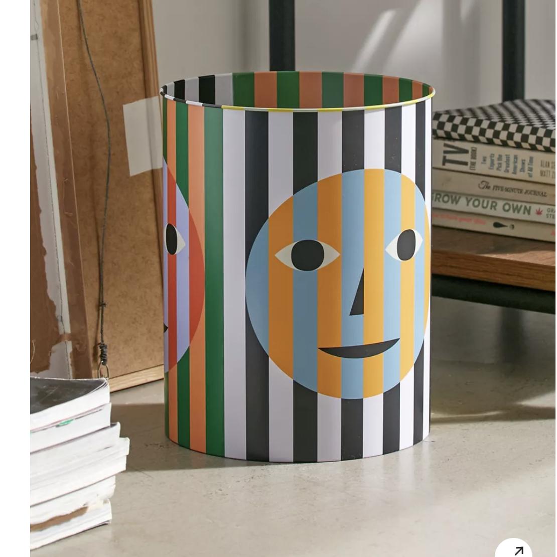 Dusen trash can