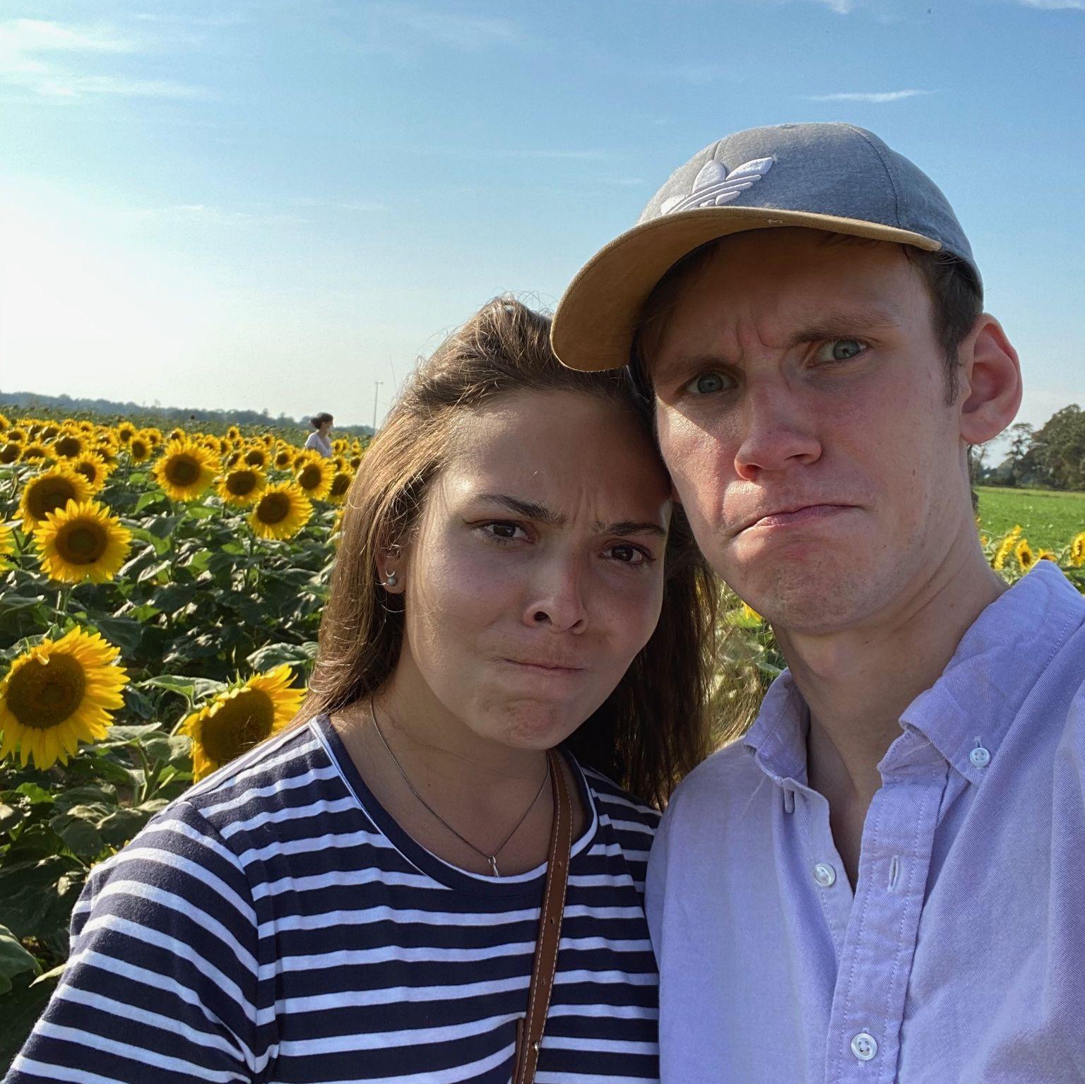 Sean and Lex met through friends before the lockdown in 2020. He kissed her at midnight on NYE and soon after, they were bound to only FaceTime dates for the next few months. This made them grumpy.