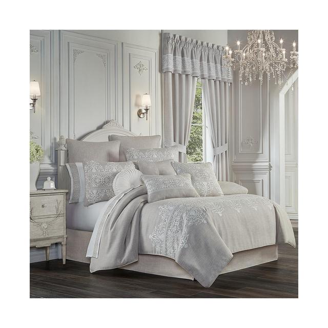 Aimee King 4 Piece Comforter Set