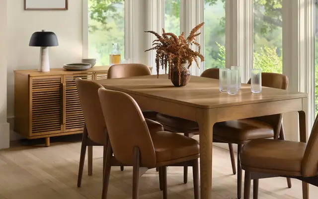 Listo Extendable Dining Table (59" to 79")