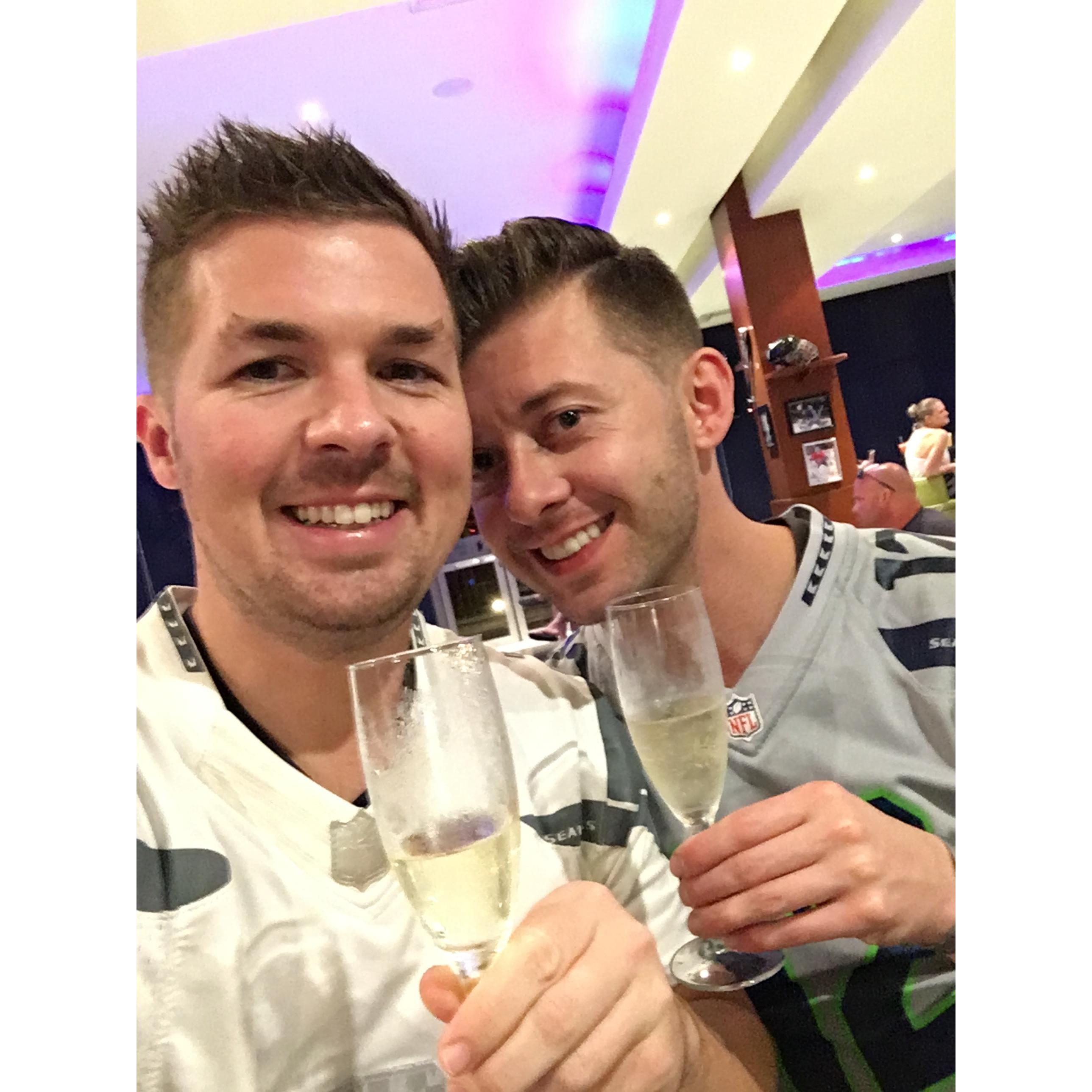Even on vacation, we have to make sure we watch the Hawks play... champy in hand!
Playa del Carmen, Mexico