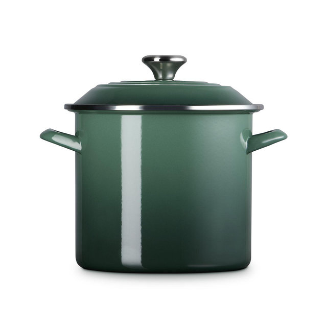Le Creuset Classic Round Stock Pot, 8 Qt.
