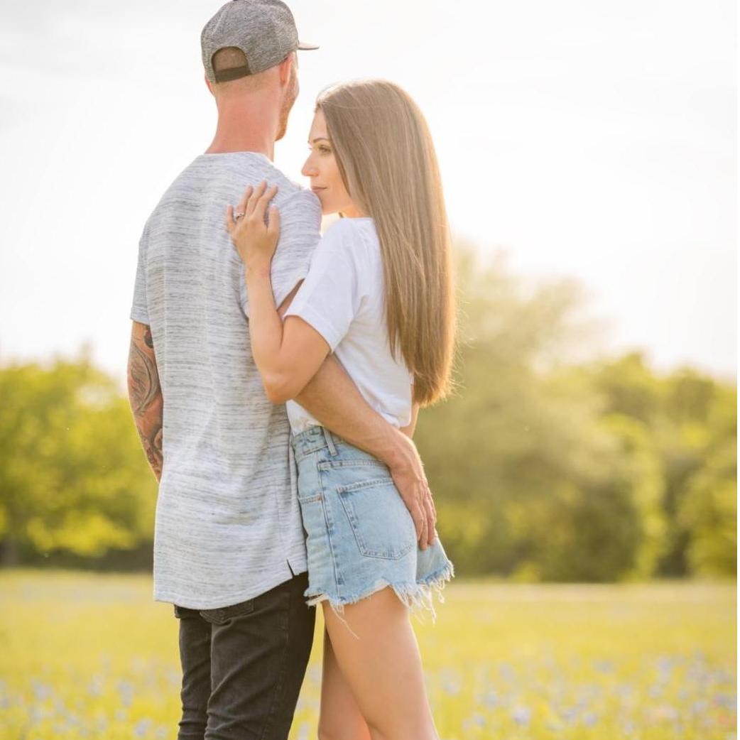 Engagement Photoshoot. Marble Falls, Texas. April, 2021