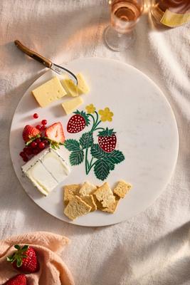 Marble Icon Cheese Board, Strawberry