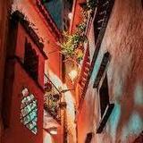 📍Callejón del Beso / Alley of the Kiss