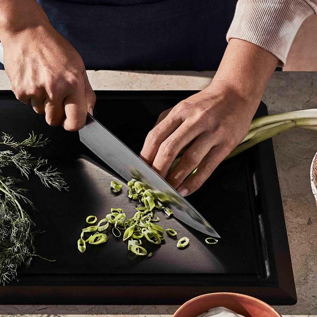 Material Kitchen - The Angled Cutting Board