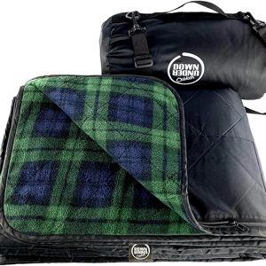 DOWN UNDER OUTDOORS Large Picnic/Stadium Blanket