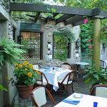 Zoubi Restaurant & Bar