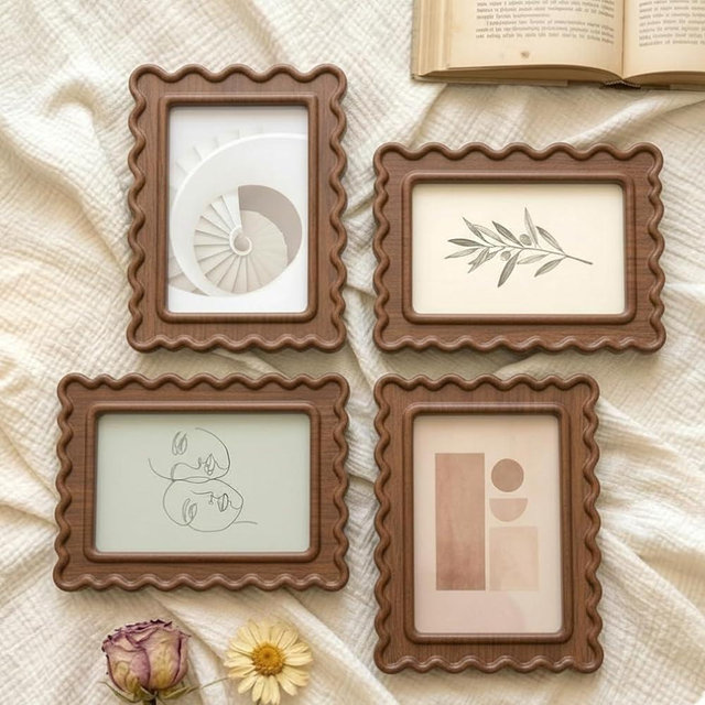 Novabright 4 Pcs 4 x 6 Inch Wood Petal Picture Frame Vintage Photo Frame with Real Glass for Tabletop and Wall Display Home Decor Photo Gallery Family Friend Wedding Graduation Gift