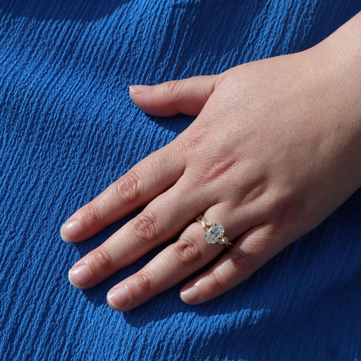 2025 - The ring up close