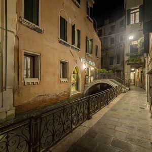 2 Night Stay in Venice at Hotel Ca dei Conti