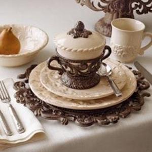 GG COLLECTION Acanthus 11 Inch Dinner Plate Set of 4 Cream