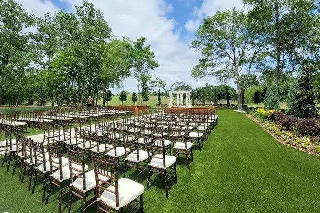 The Wedding Website of Brylee Lavoie and Benjamin Malik