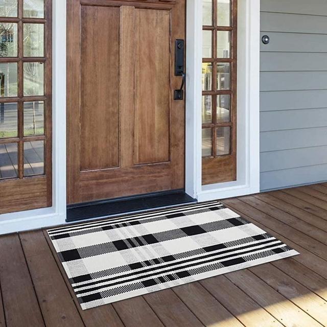 Buffalo Check Outdoor Rug 23.6X35.4 Cotton Hand Woven Check Front Door  Mat, Washable Black Outdoor Rug For Porch/Front Porch/Farmhouse Black And  White 