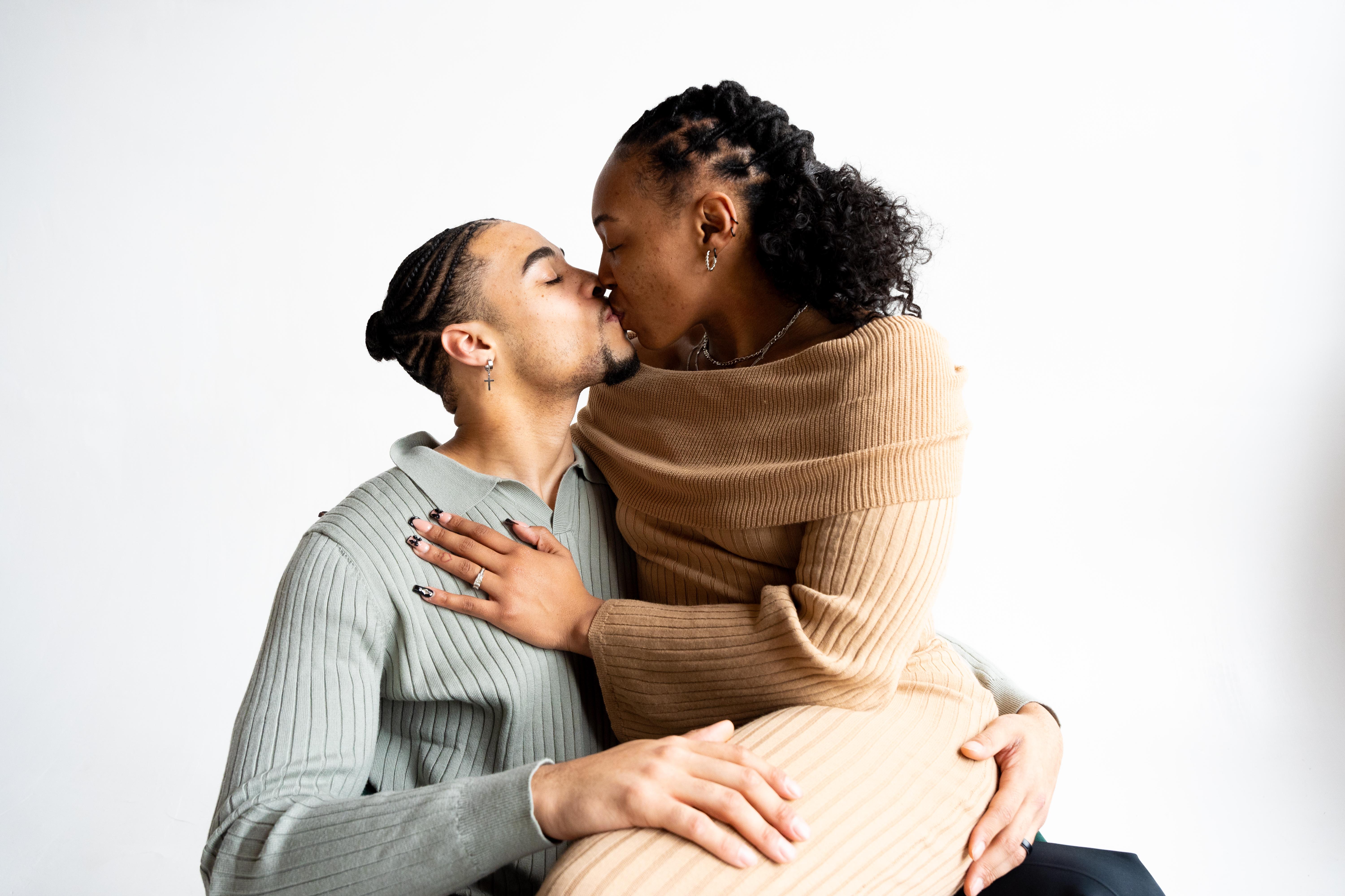 The Wedding Website of Ladarius Robinson and Amaya Anderson